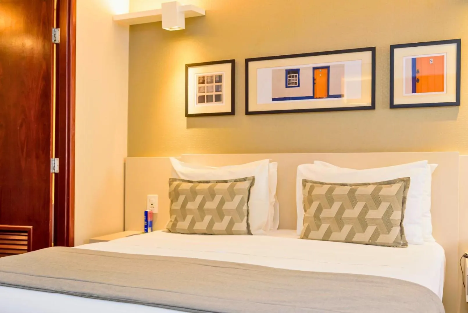 **** Hotel Comfort Suites Brasilia Brazil
