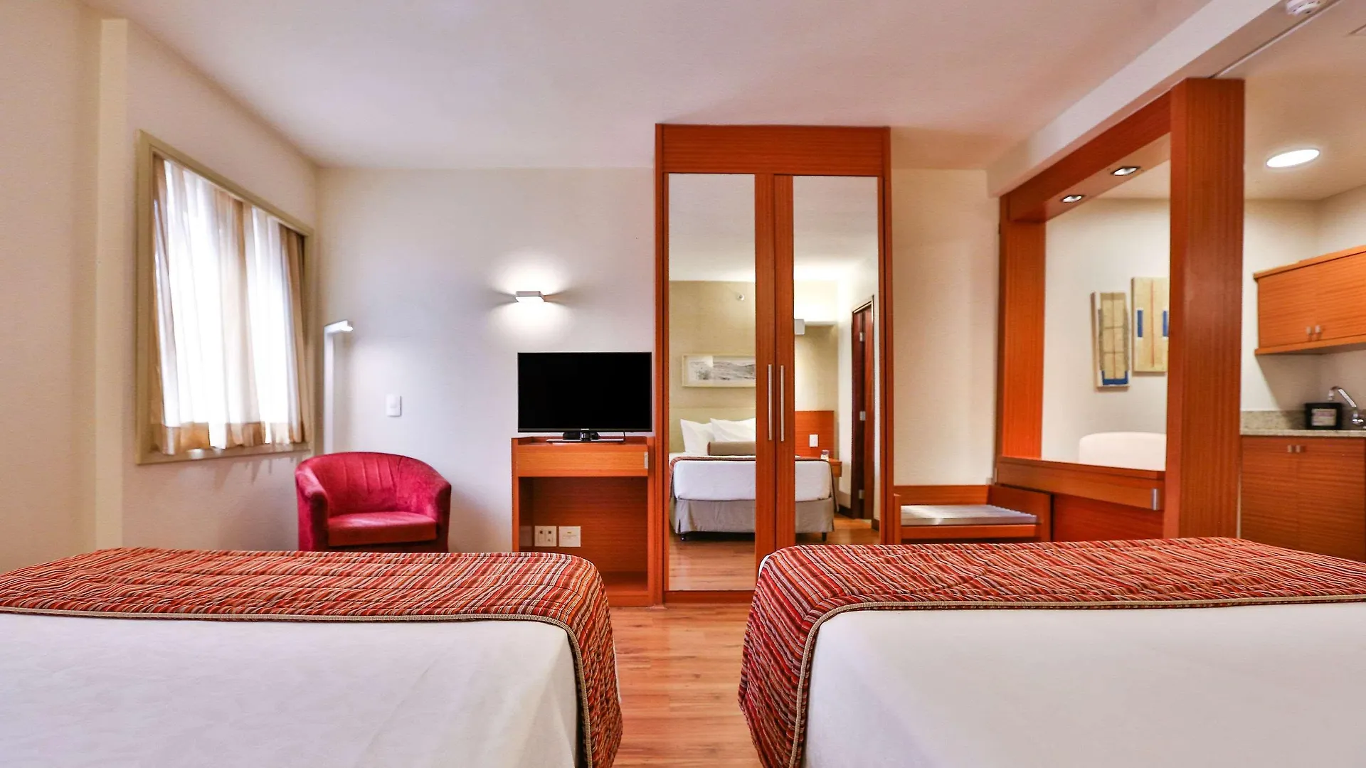 **** Hotel Comfort Suites Brasilia Brazil