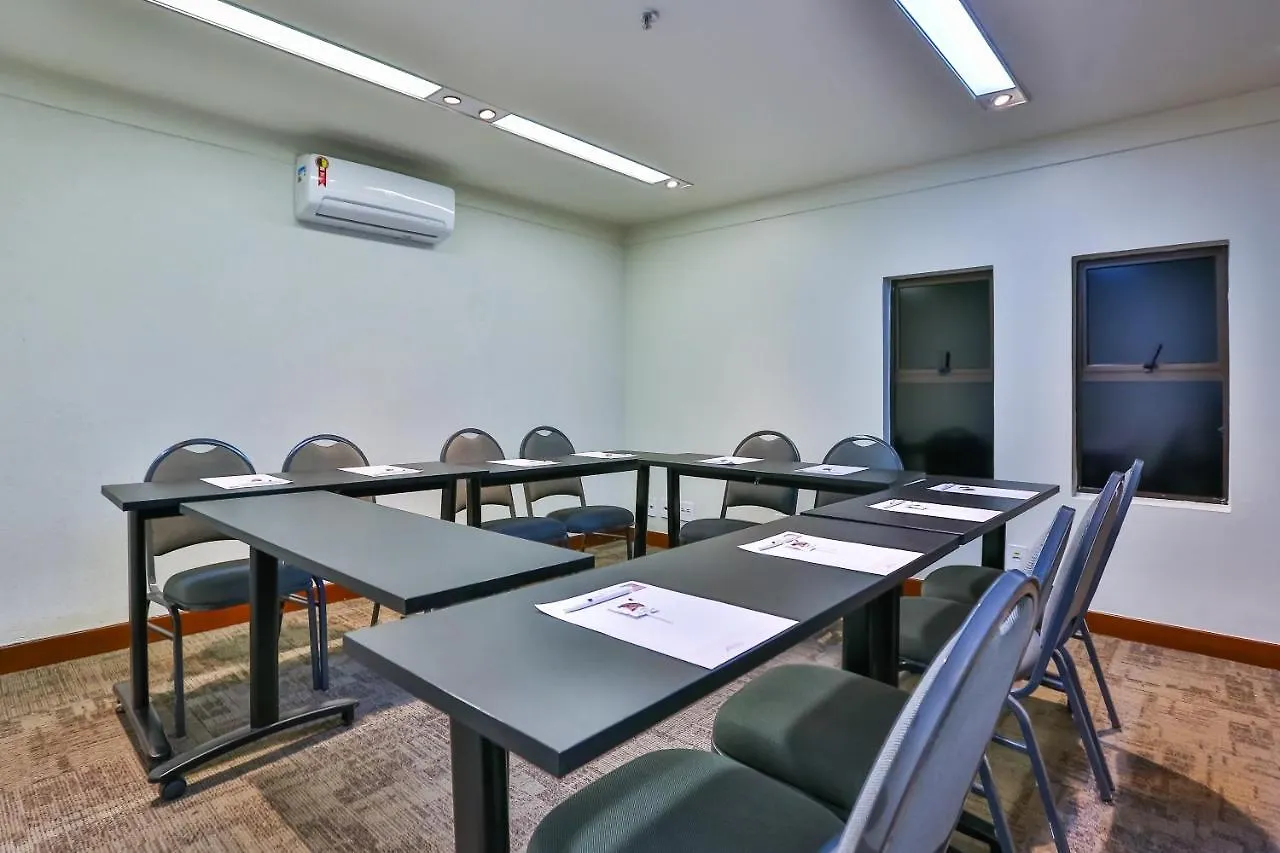 Comfort Suites Brasilia 4*,