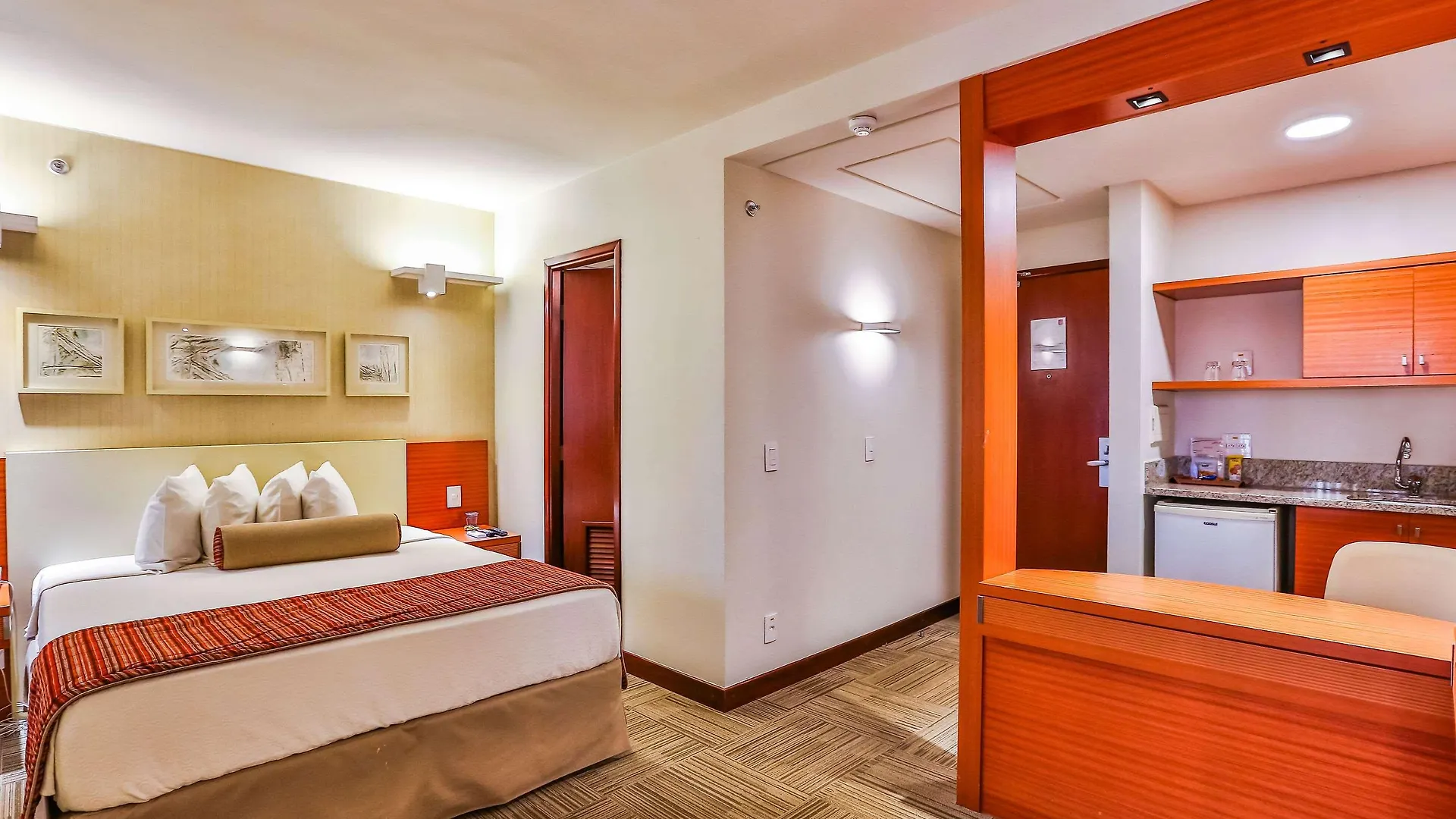 Comfort Suites Brasilia 4*,