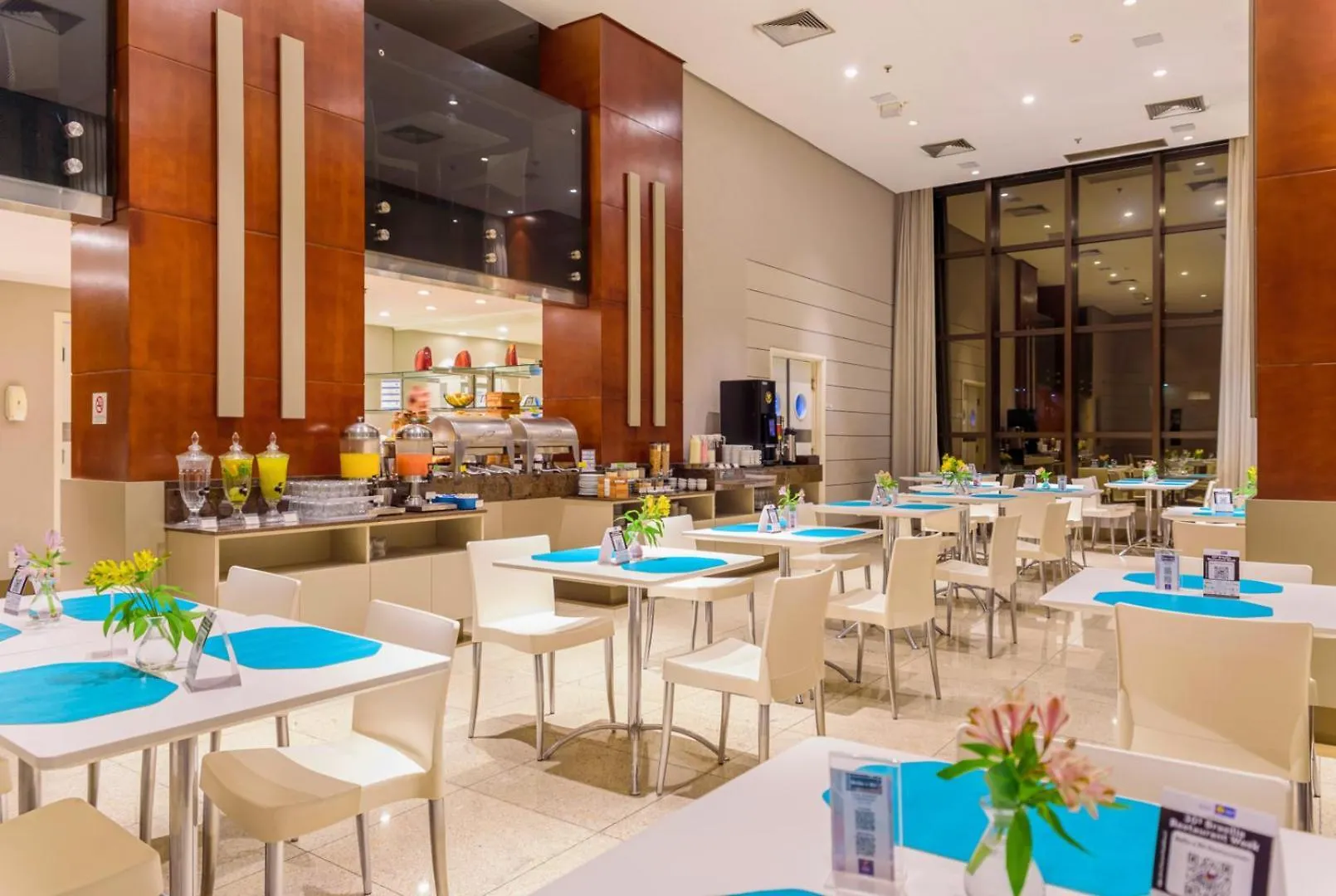 Comfort Suites Brasilia Hotel